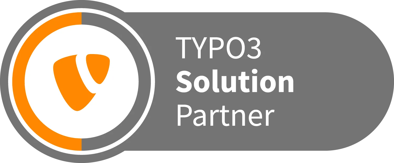 TYPO3 Solution Partner Logo mit orangefarbenem Symbol und grauem Hintergrund, das die Partnerschaft von e-pixler kennzeichnet.